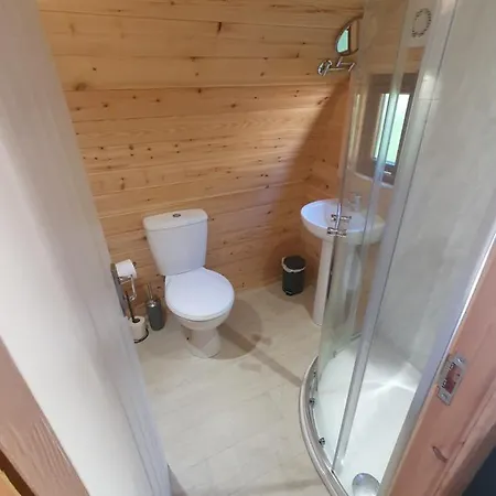 Priory Glamping Pods And Guest Parque de Campismo