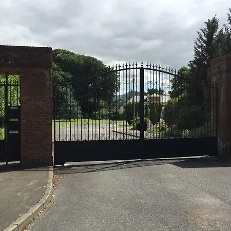 Campingplatz Priory Glamping Pods And Guest *