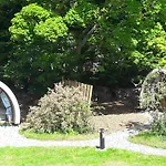 Priory Glamping Pods And Guest Kemping *