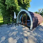 Kemping Priory Glamping Pods And Guest *