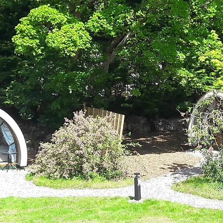 Priory Glamping Pods And Guest 캠프장 *