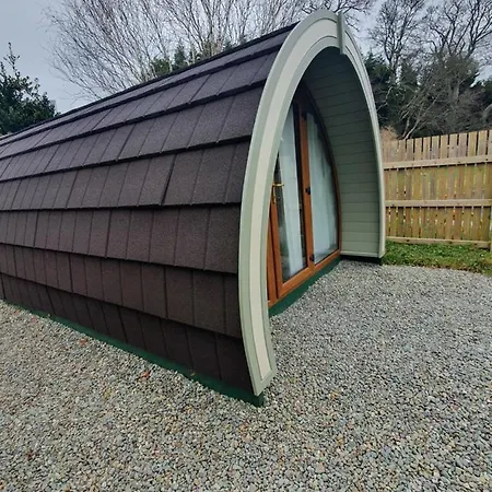 Priory Glamping Pods And Guest 캠프장 킬라니