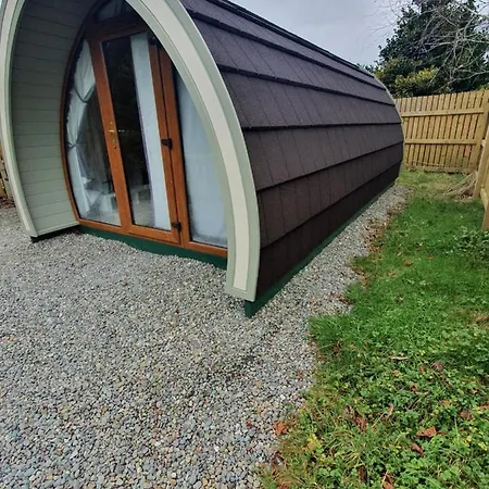 Priory Glamping Pods And Guest 킬라니