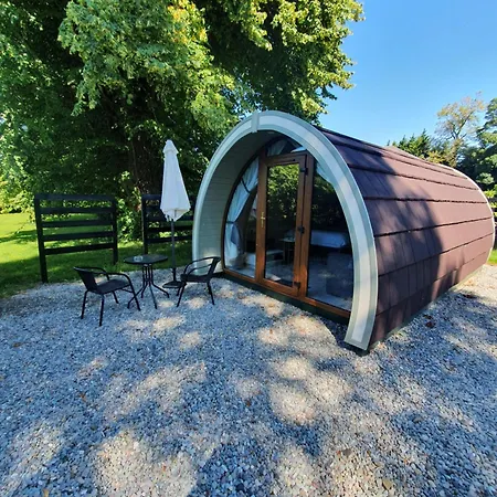 캠프장 Priory Glamping Pods And Guest *