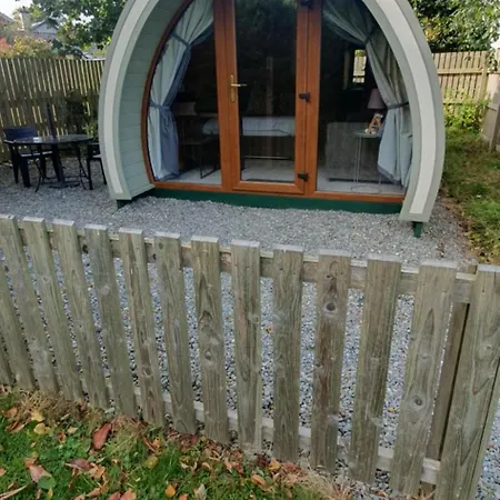 캠프장 Priory Glamping Pods And Guest *